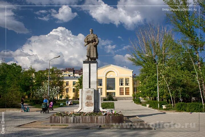 Парк гагарина волгоград фото Бойцам 62-й и 65-й армий (Волгоград, Парк Гагарина)