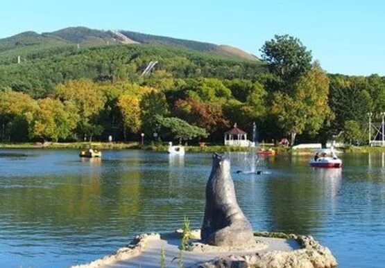 Парк гагарина южно сахалинск фото После реконструкции Городского парка в Южно-Сахалинске все аттракционы станут му