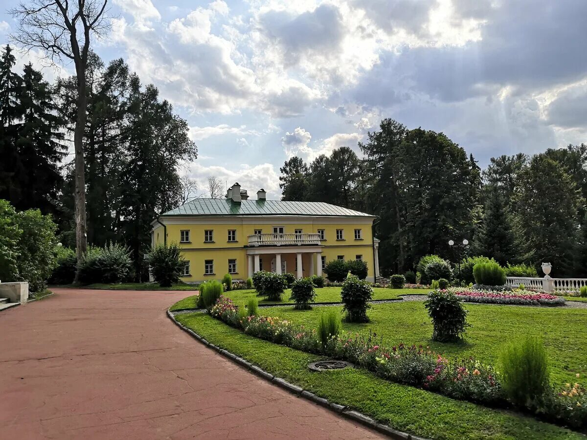 Парк горки ленинские фото Усадьба "Горки Ленинские". Прогулка для детей и взрослых (фото) Простые ценности