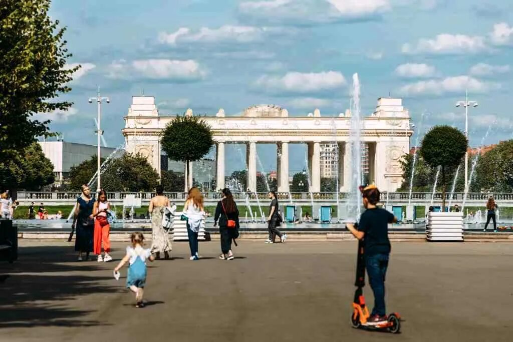 Парк горького фото Парк Горького: 6 августа в парке пройдет премьера аудиотура "Пой, танцуй"