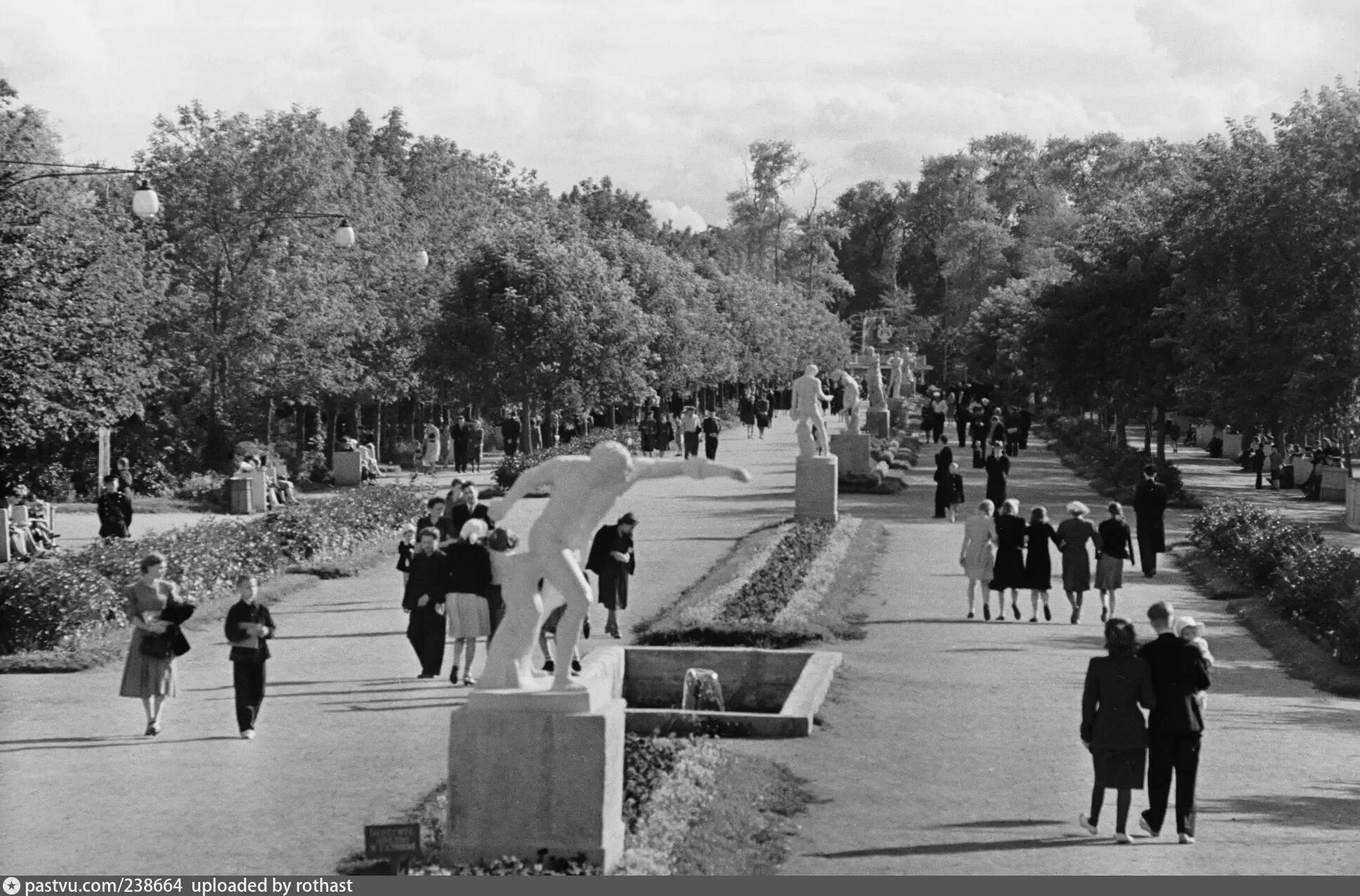 Парк горького фото 60х Центральная аллея Парка культуры - Retro photos