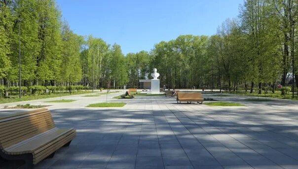 Парк горького фото глазов Comfortable toilets and networks for the food court are planned to be built this