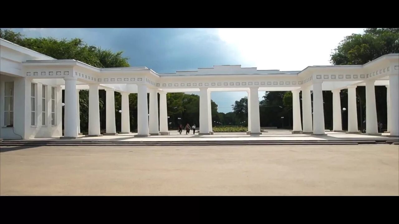 Парк горького луганск фото Луганск. Восстановление парка им. Горького. Июль 2018. LNR. Lugansk. Restoration