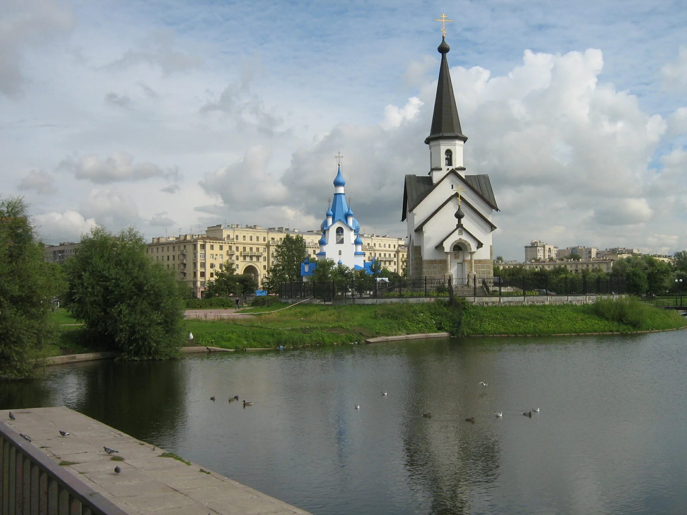 Парк городов героев санкт петербург фото Файл:Sady & Parky Sankt-Peterburg 2010 0082 1.jpg - Википедия