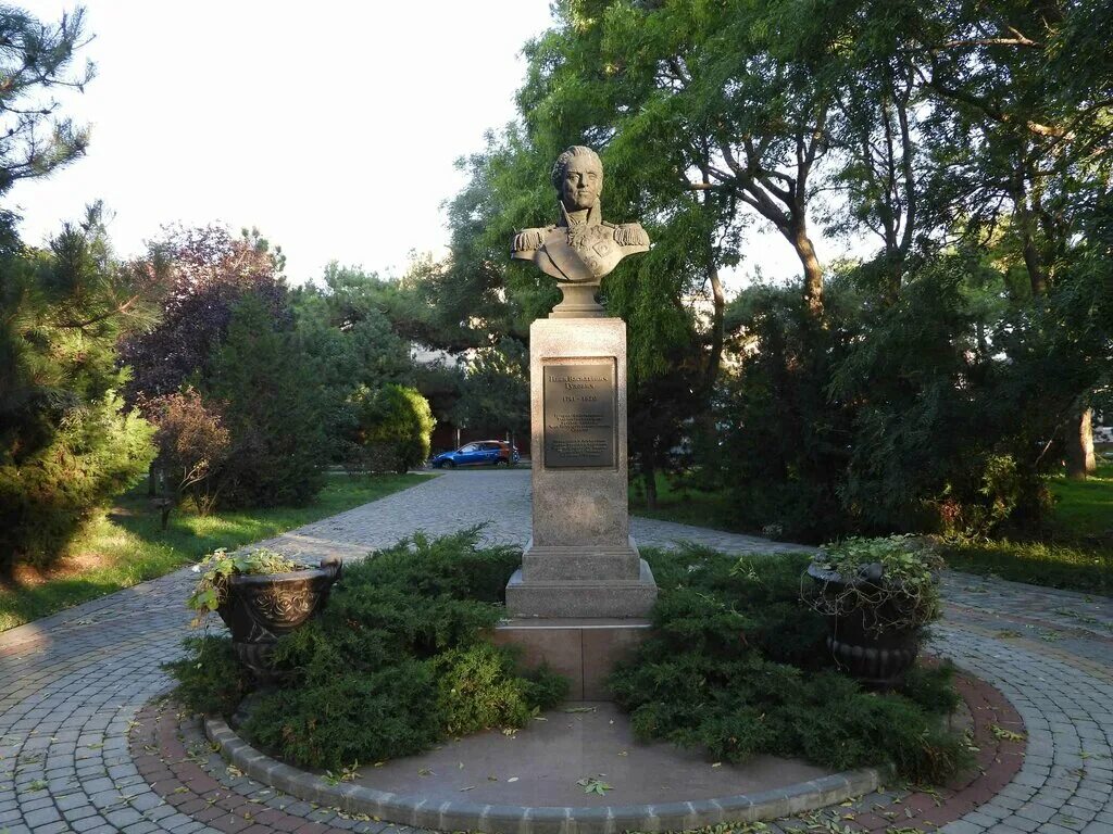 Парк гудовича анапа фото Panorama: Памятник И. В. Гудовичу, genre sculpture, Krasnodar Territory, Anapa, 