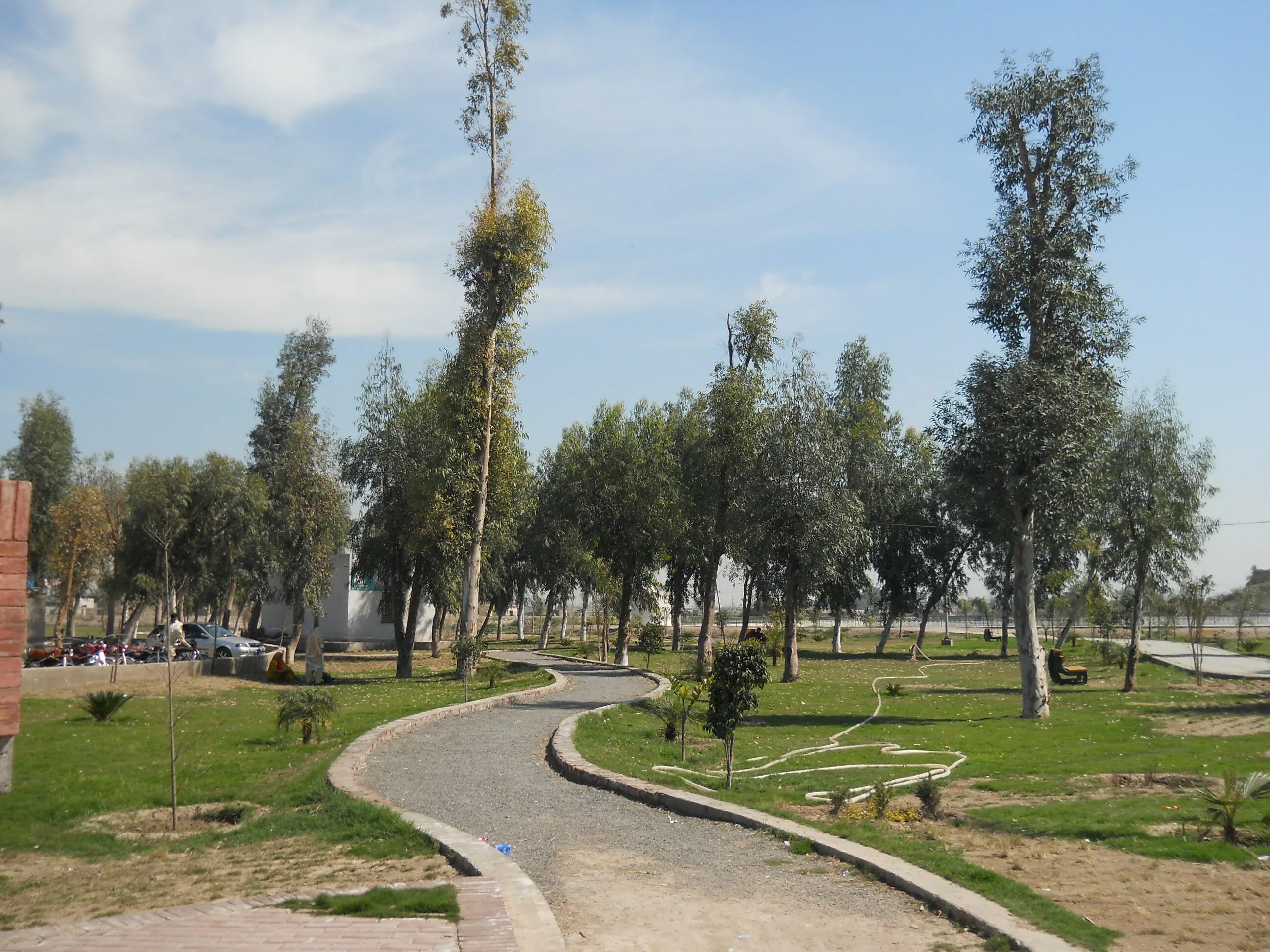 Парк хиллс ул холмогорова 77с ижевск фото فائل:Hill Park 1.jpg - آزاد دائرۃ المعارف. ویکیپیڈیا