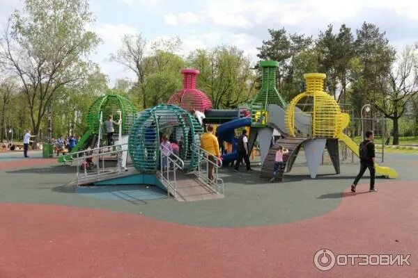 Парк химиков казань фото Отзыв о Парк ДК "Химиков" (Россия, Казань) Очень хороший парк, особенно после об
