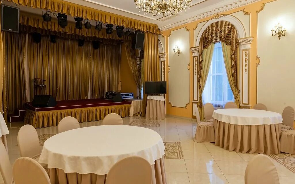 Парк холл просп мира 32 могилев фото Panorama: Park Hall Georgievsky, banquet hall, Moscow, Suvorovskaya Square, 2с39