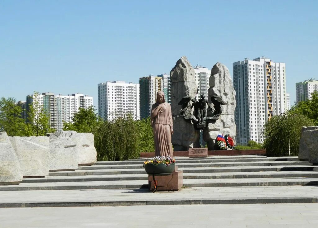 Парк интернационалистов санкт петербург фото 15 февраля - День памяти воинов-интернационалистов
