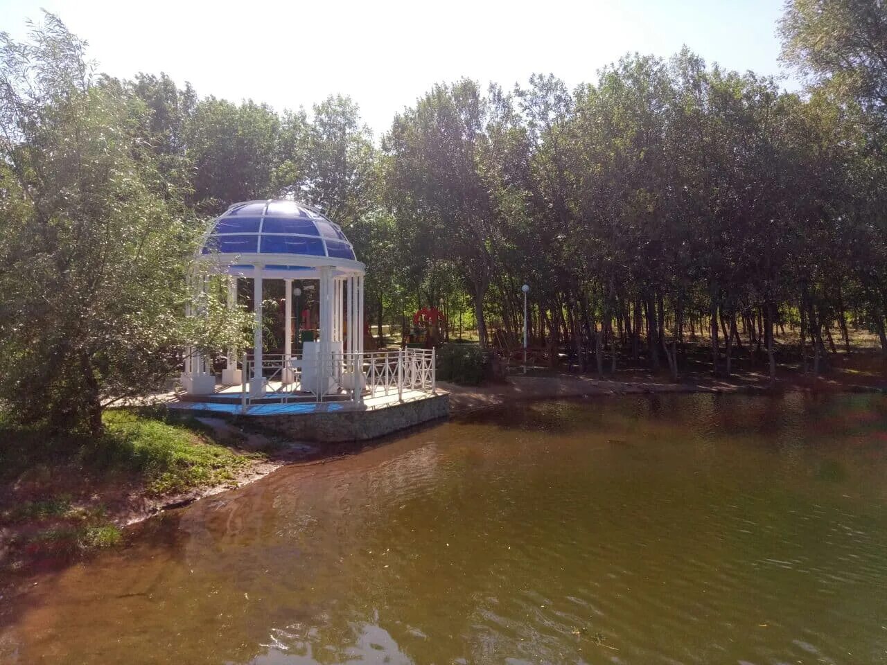 Парк ивушка оренбург фото В Оренбурге установили уличное пианино на территории парка "Ивушка" Новости Орен