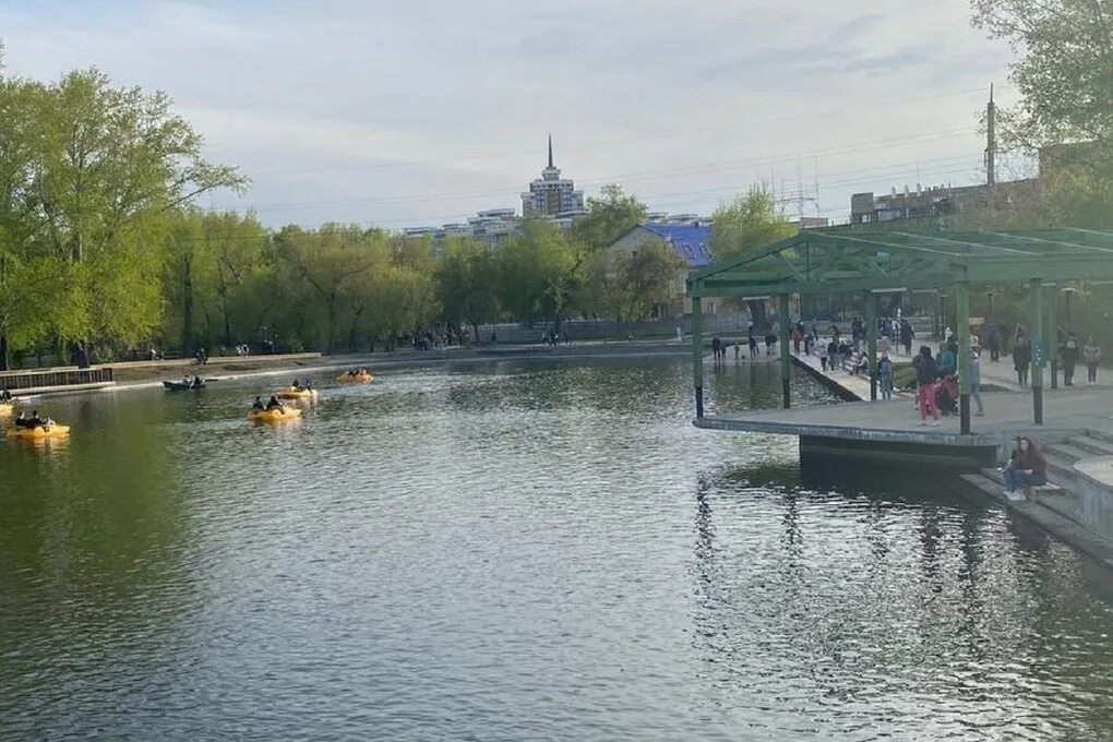 Парк изумрудный барнаул фото Барнаульцев приглашают на "День Нептуна" в парк "Изумрудный" - МК Барнаул