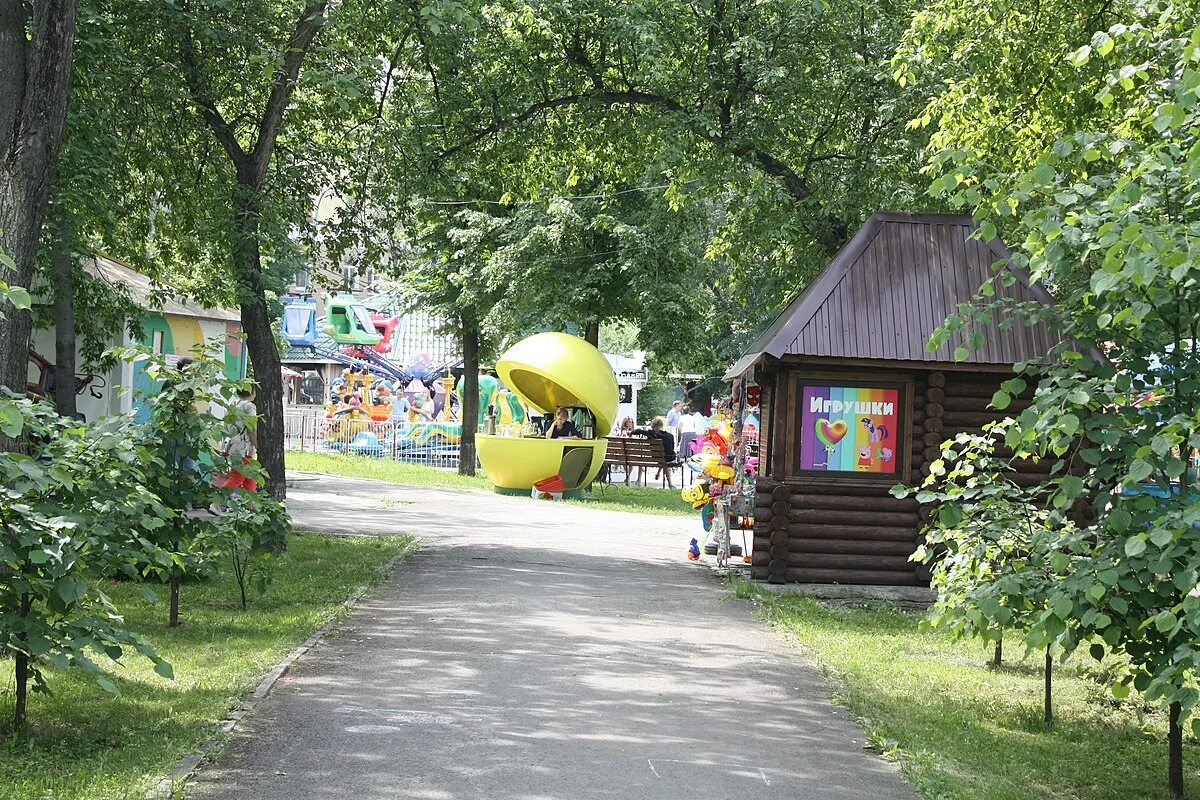 Парк кирова новосибирск фото Файл:Kirov Park, Novosibirsk 04.jpg - Википедия