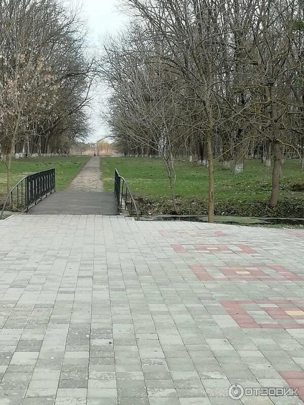 Парк комсомольский динская фото краснодарский край Отзыв о Парк "Комсомольский" (Россия, ст. Динская) Идеальное место для релаксаци