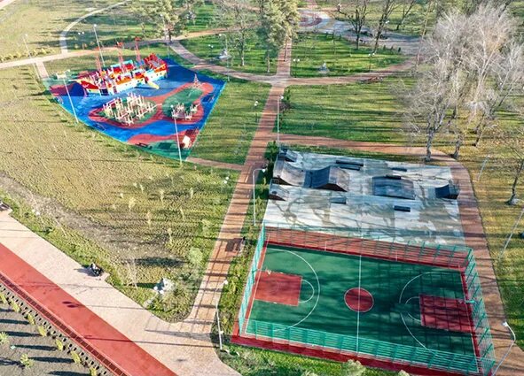 Парк комсомольский динская фото краснодарский край В станице Динской завершилась реконструкция Комсомольского парка