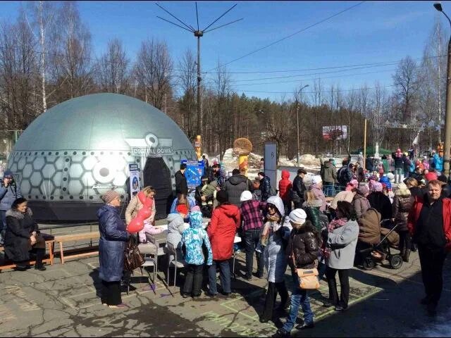 Парк космонавтов воткинское ш 118 фото В канун Дня прогулок по парку, наш рассказ о зелёных зонах столицы Удмуртии