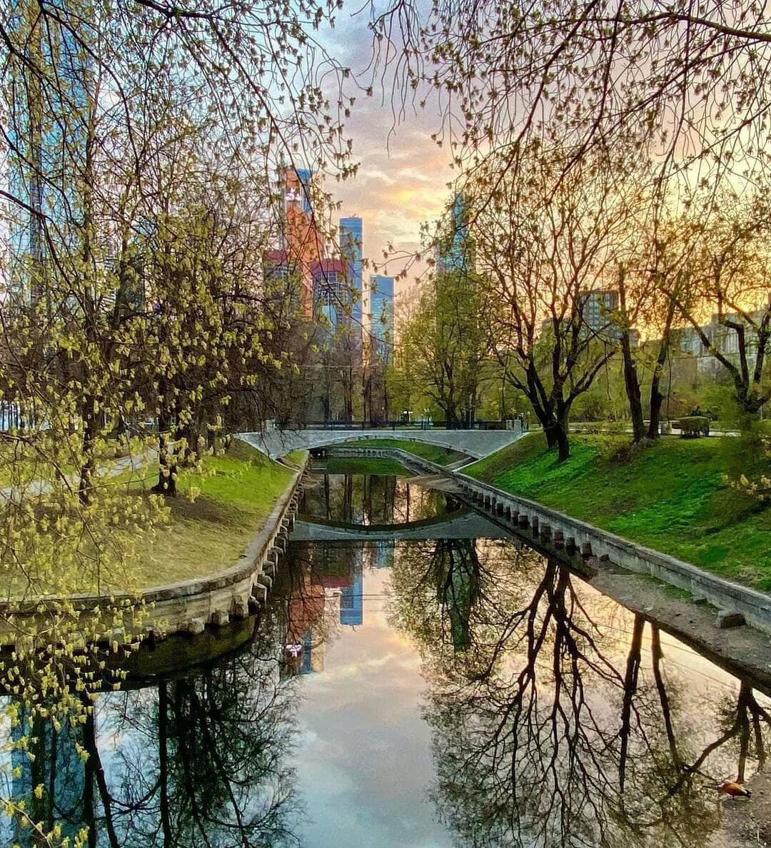Парк красная пресня фото Парк "Красная Пресня" - ВАО Москва