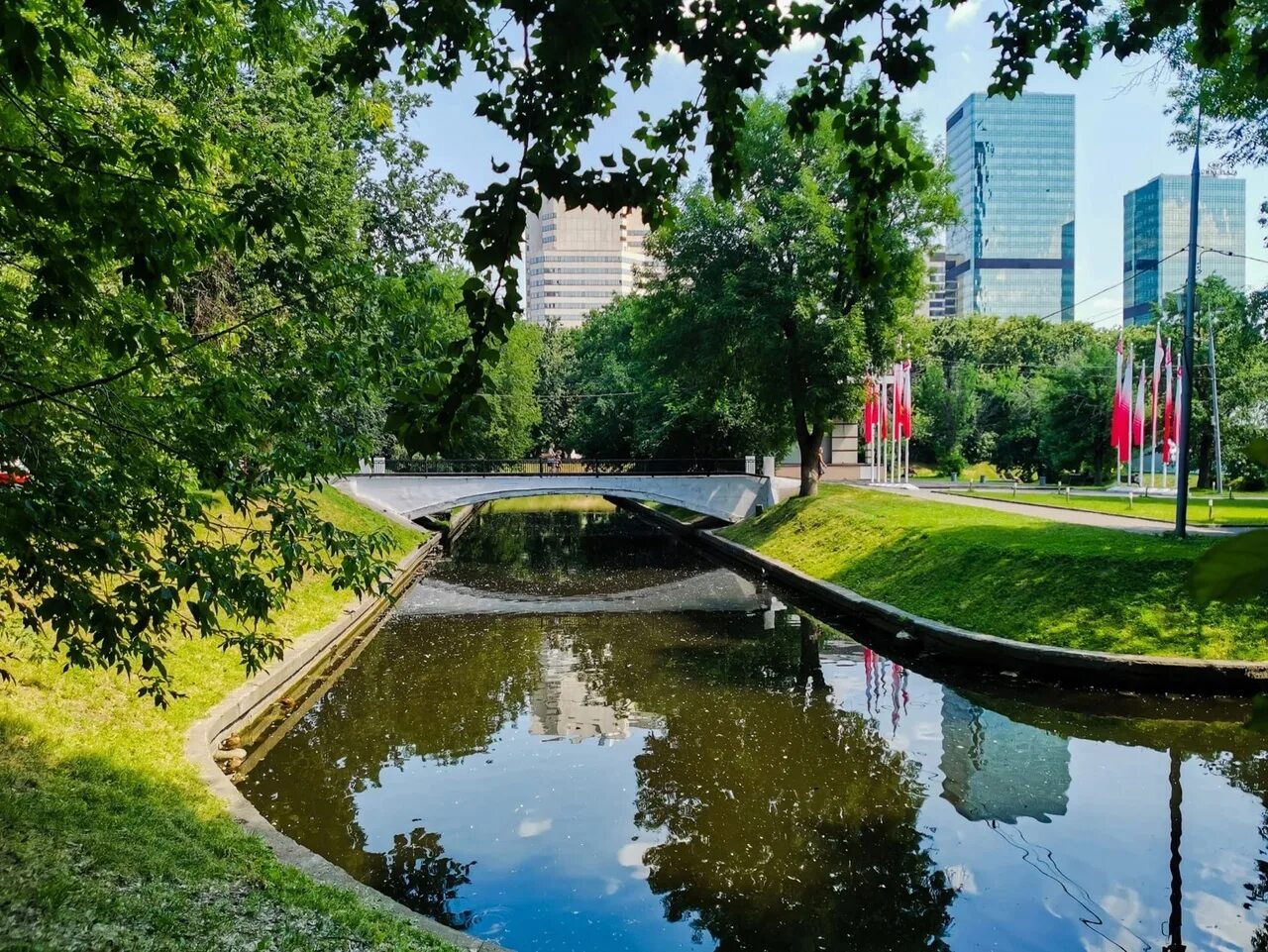 Парк красная пресня москва фото Пресненские пруды