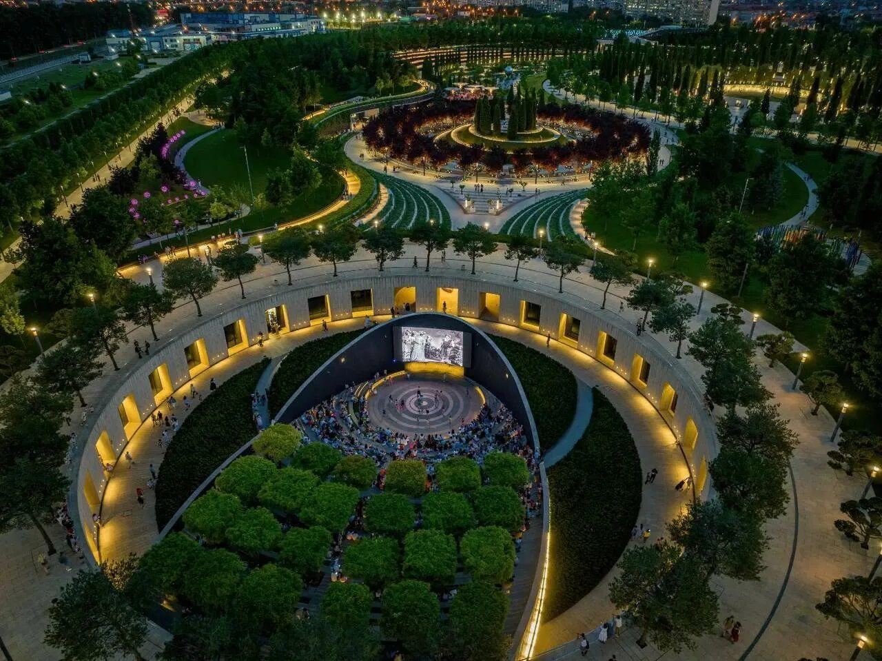 Парк краснодар фото сверху Какие фильмы покажут в парке "Краснодар" 17–19 июня, Афиша в парке Краснодар 17–