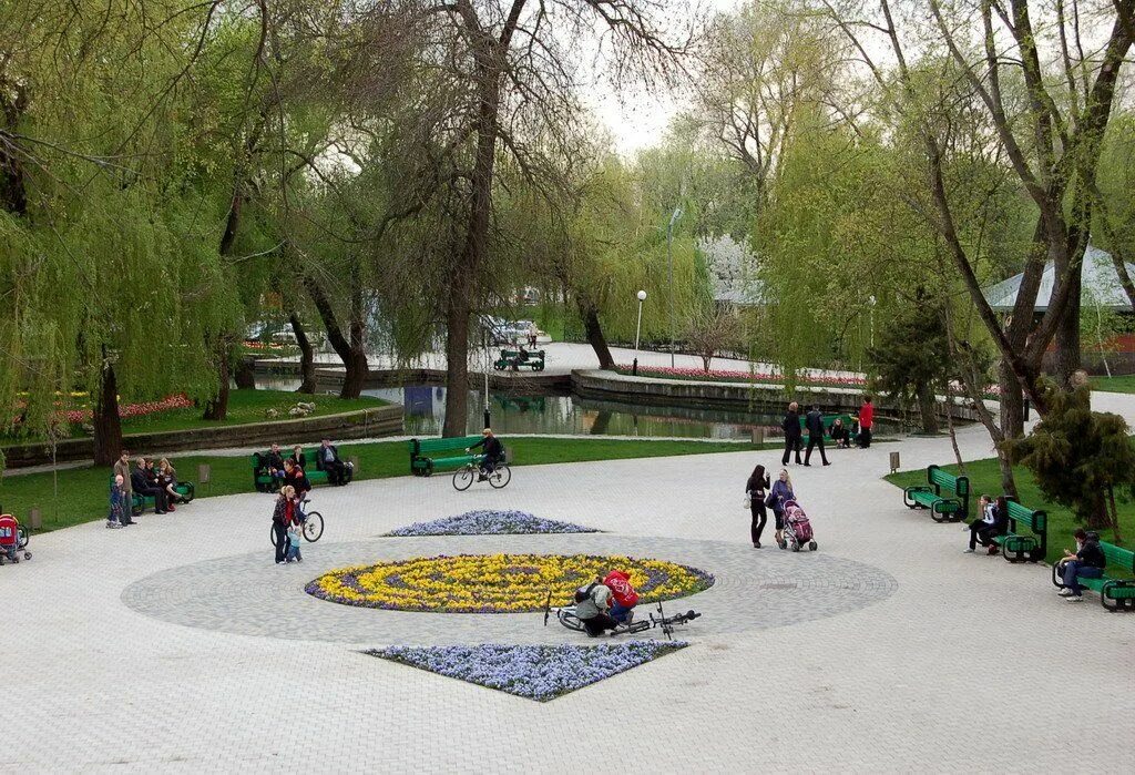 Парк краснодар краснодар городской сад фото Аллеи городского сада (Валентина Чуприна 2) / Стихи.ру