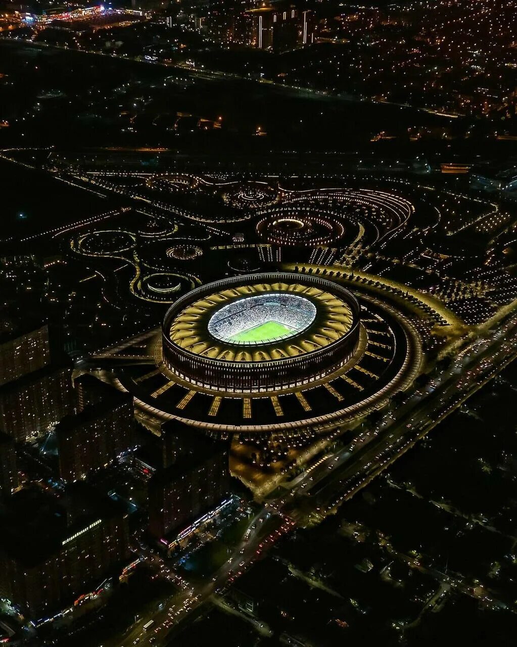 Парк краснодар ночью фото Доброй ночи, друзья! ✨ фото semdesiatsedmoy #стадионкраснодар #краснодар. Парк Г