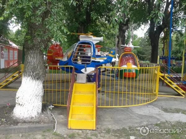 Парк культуры батайск фото Отзыв о Аттракционы на территории парка имени В.И. Ленина (Россия, Батайск) Заме