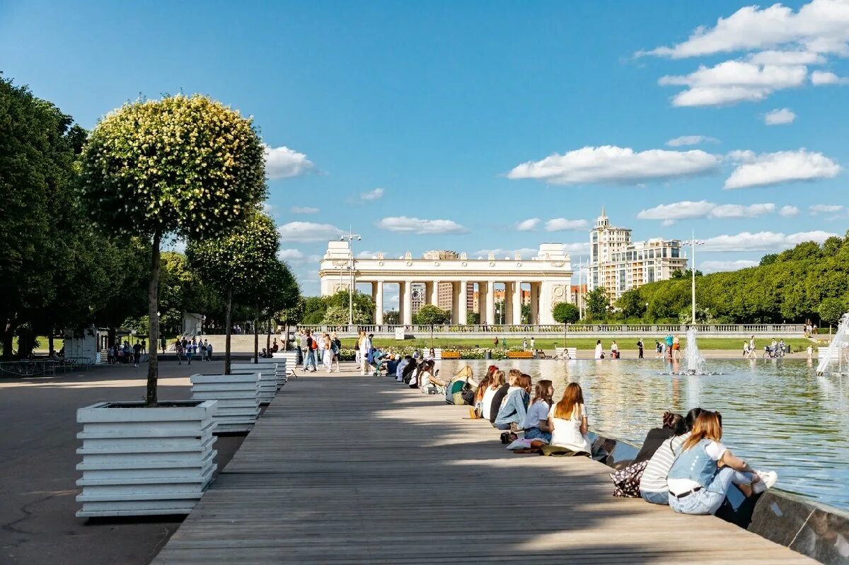 Парк культуры и отдыха москва фото Российская Креативная Неделя в Парке Горького 2020