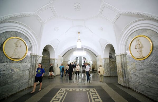 Парк культуры кольцевая фото The Legendary Circle Line, Crown Jewel of the Moscow Metro - 14.03.2015, Sputnik