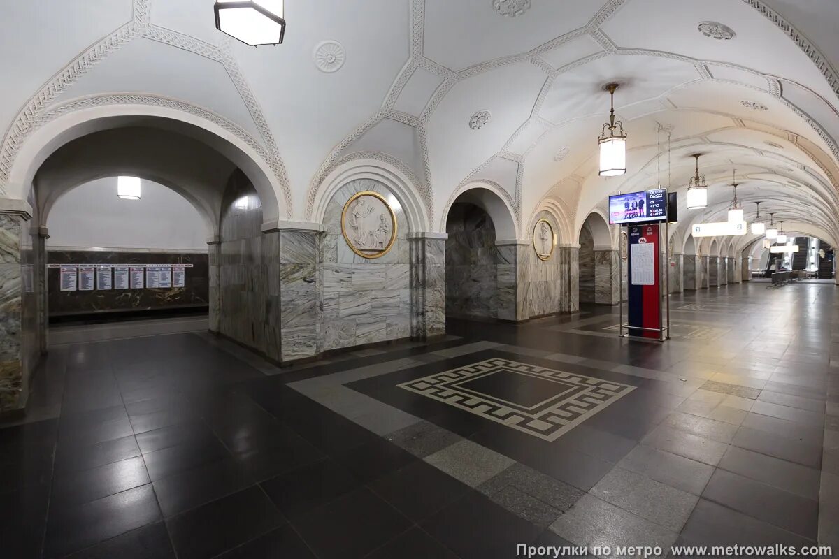 Парк культуры метро фото Парк культуры Кольцевая линия Москва Прогулки по метро (фото № 2066)