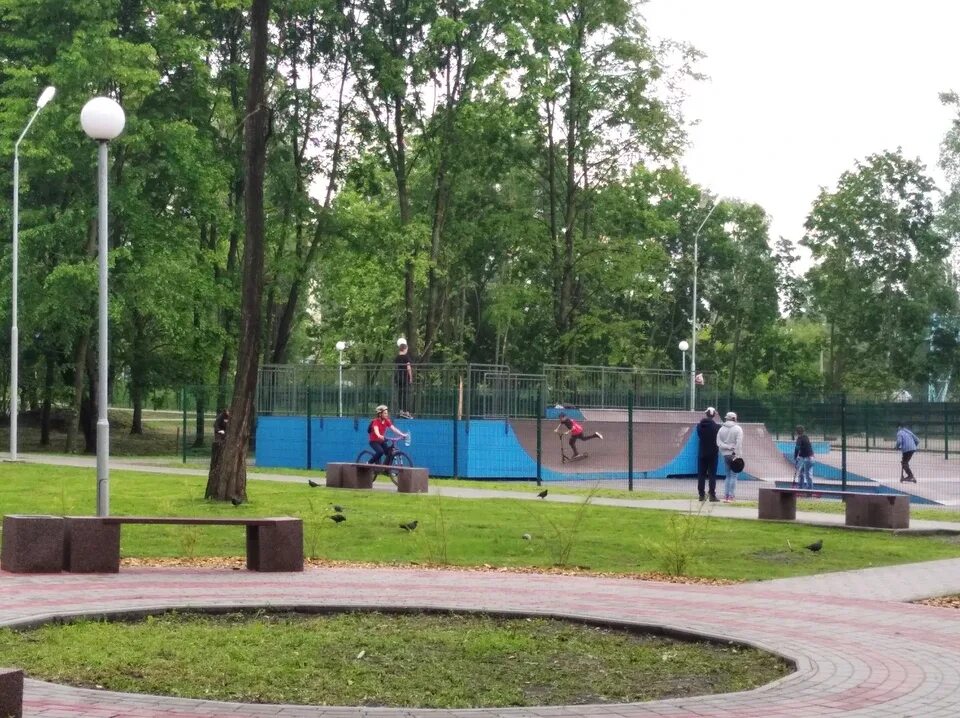 Парк кзтз курск парк кзтз фото Благоустройство Парка железнодорожников в Курске продолжится в 2021 году - KP.RU