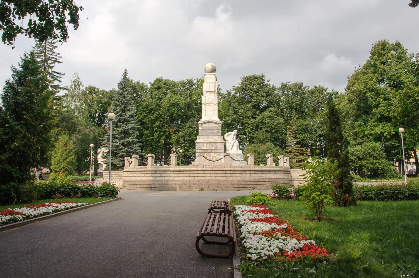 Парк ленина в уфе фото Памятники Ленину по городам России, часть 1 (37 фото) - Блог / Заметки - Фотогра