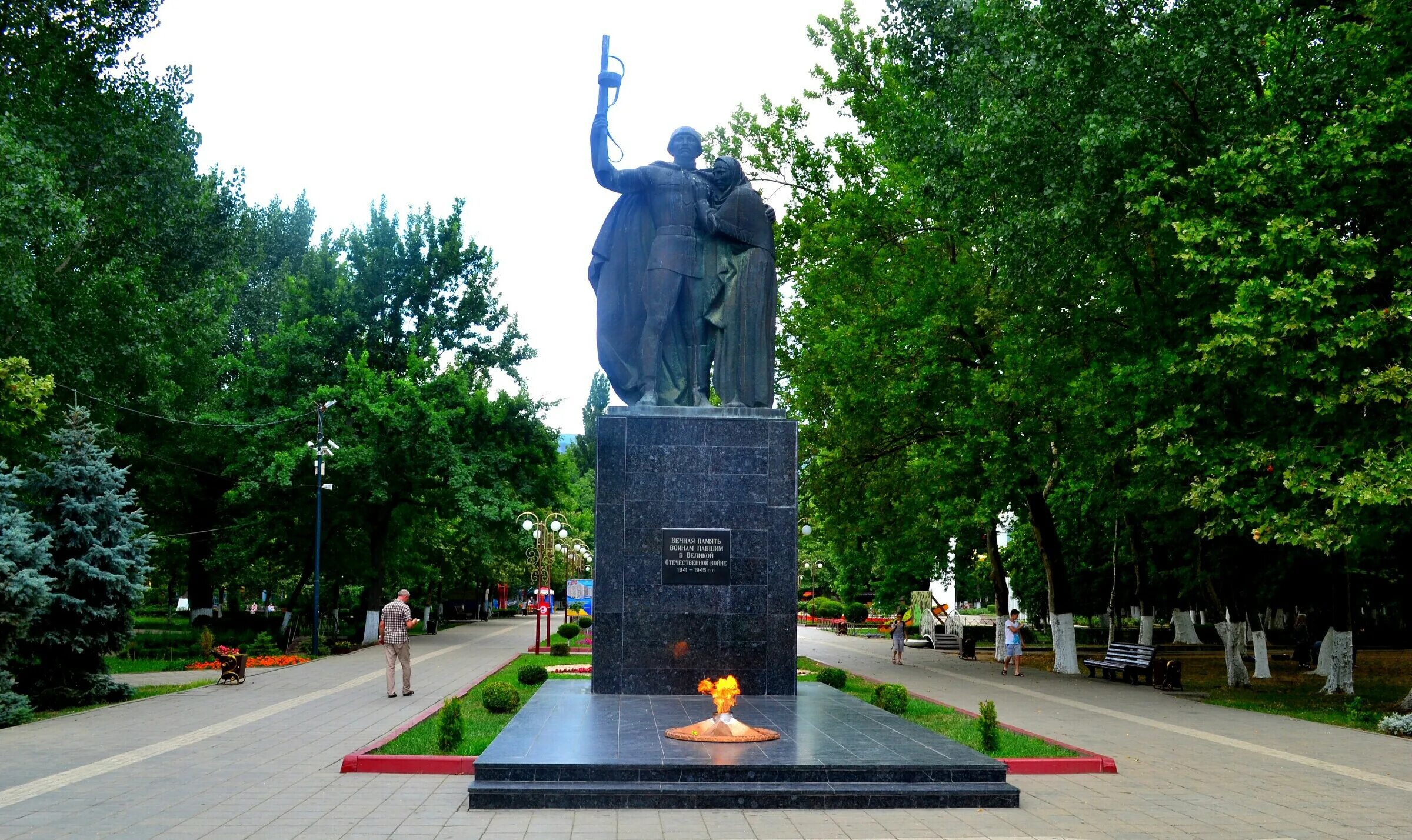 Парк ленинского комсомола махачкала фото Парк Ленинского Комсомола, Махачкала - адрес, фото, памятники, как добраться