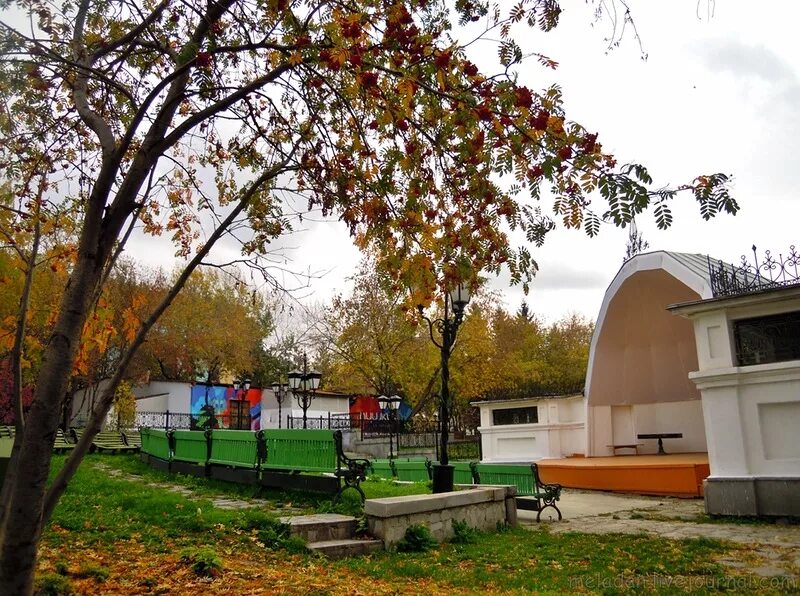 Парк литературного квартала пролетарская ул 14 фото Екатеринбург. Литературный квартал - Жизнь маленького хоббита - LiveJournal