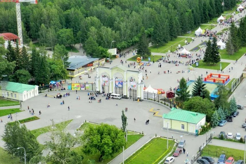 Парк маяковского екатеринбург фото Интервью на "Город FM 107,6": парк Маяковского открывает летний сезон - Интервью