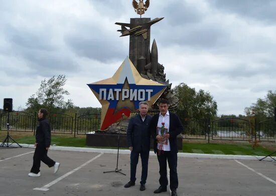 Парк патриот энгельс фото В Саратовской области на базе военно-патриотического парка "Патриот" военнослужа