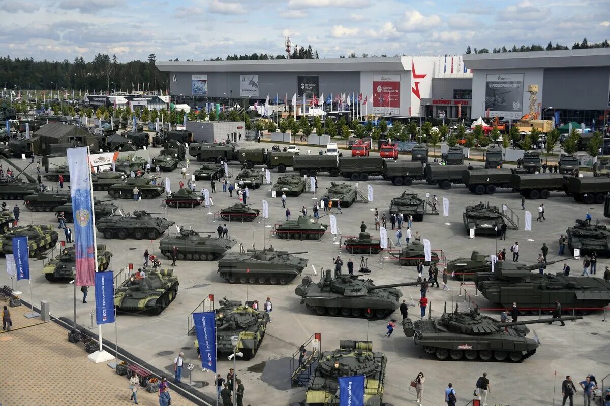 Парк патриот фото техники В России открывается международный военно-технический форум "Армия-2023" RT на р