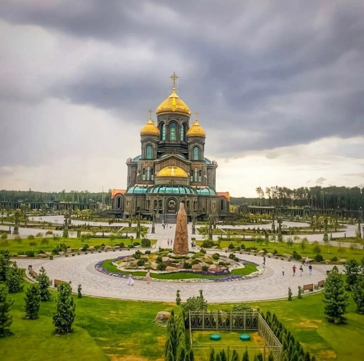 Парк патриот москва фото храм Парк патриот и храм - Фото