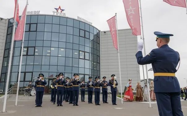 Парк патриот тула фото In Tula opened an exhibition of arms and military equipment of the armed forces 