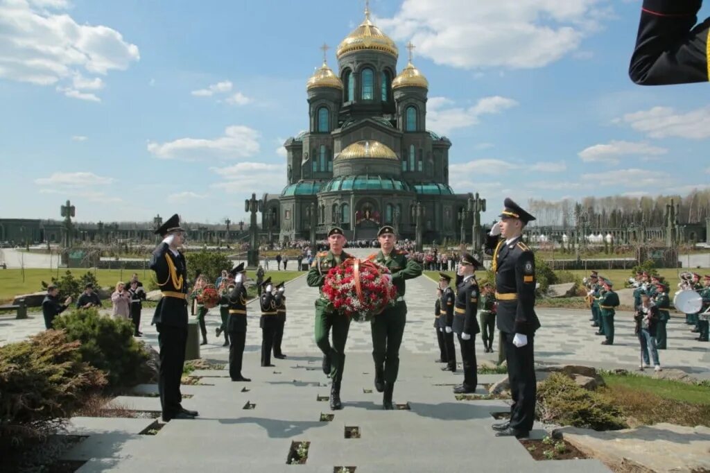 Парк патриоты россии фото Ветеранские организации СЗАО приняли участие в торжественном митинге в парке "Па