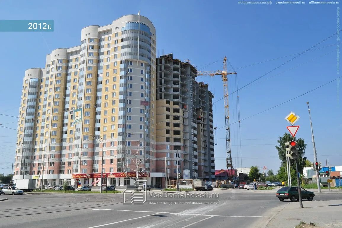 Парк победы екатеринбург ул бакинских комиссаров фото Yekaterinburg, Bakinskikh Komissarov st house 99. Apartment house