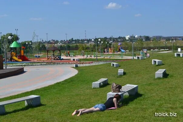 Парк победы красная пахра фото Парк "Красная Пахра" - это спортивно-досуговый парк, расположен в поселении Крас