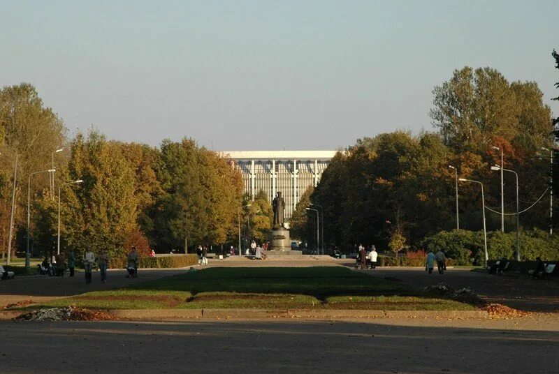 Парк победы московский просп 188 фото Самые красивые аллеи Санкт-Петербурга Blog Fiesta