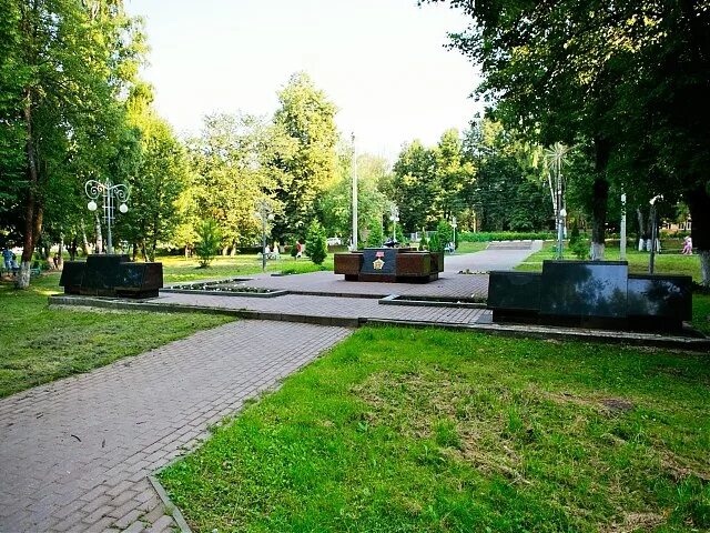 Парк победы наро фоминск фото Центральный парк города Наро-Фоминск Травушка-муравушка