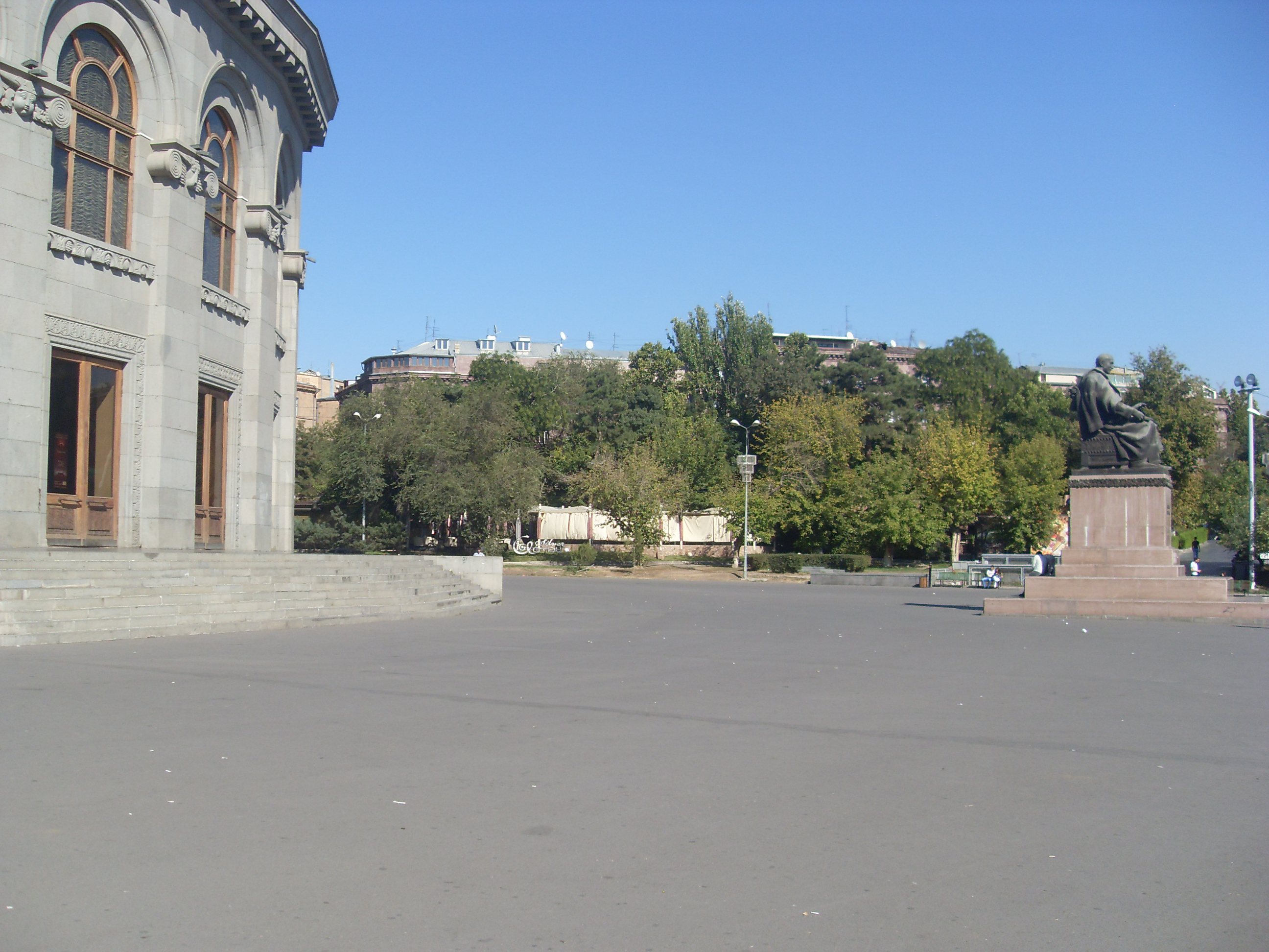 Парк победы просп азатутян 2 фото Պատկեր:Azatutyan hraparak (5).JPG - Վիքիպեդիա