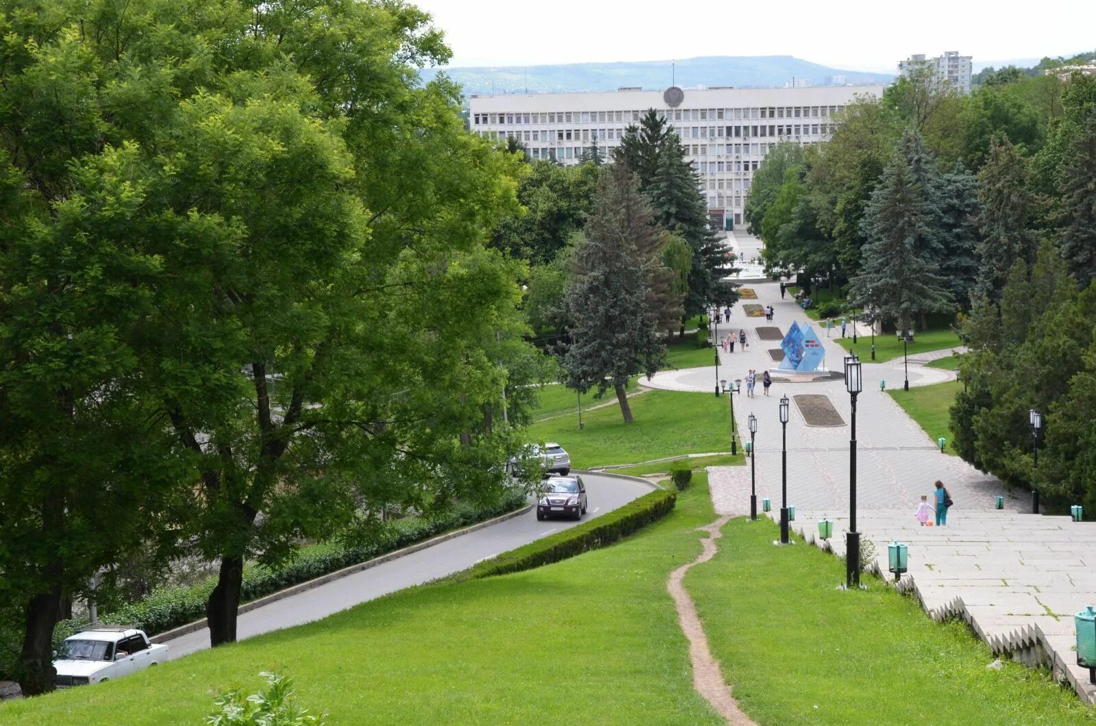 Парк победы пятигорск фото В Пятигорске идёт подготовка к сезону Курортных вечеров :: 1777.Ru