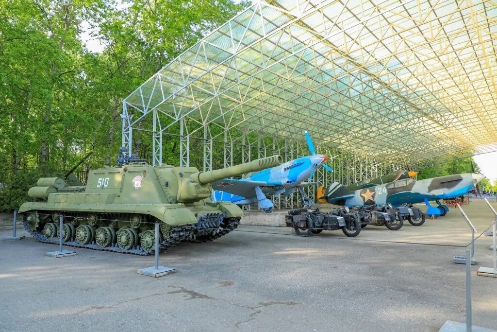 Парк победы военная техника фото Экскурсия в музей Победы - Групповые туры по Москве
