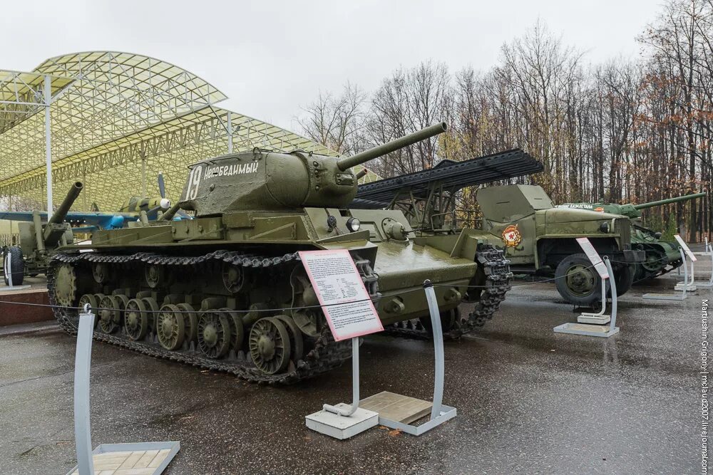 Парк победы военная техника фото Музей военной техники на Поклонной горе.: moya_moskva - ЖЖ