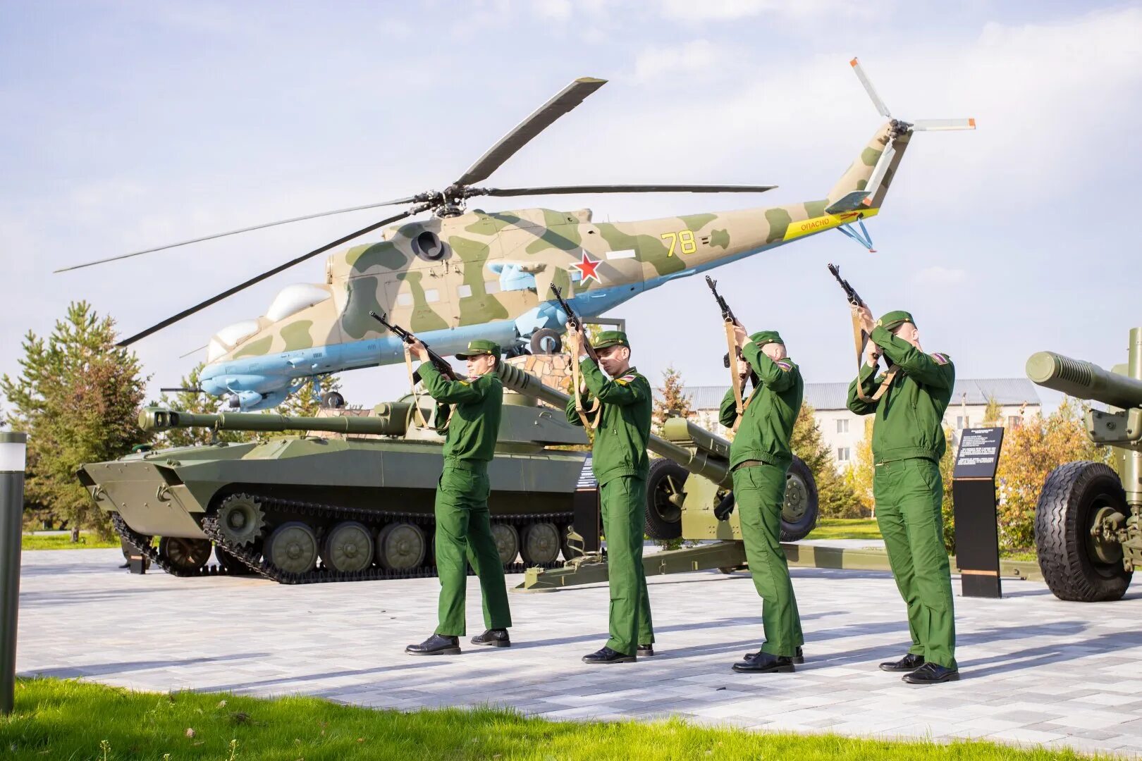 Парк пограничников тюмень парк пограничников фото Фотогалерея / Фото-видео архив / Тюменская городская Дума VIII созыва