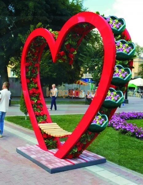 Парк сердце фото арка сердце с цветами, арка цветочная с термо-чашами от производителя городской 