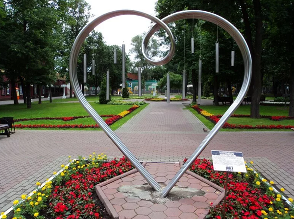 Парк сердце фото Самые романтичные места Москвы