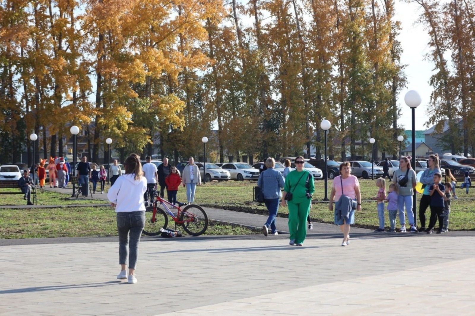 Парк солнечный иглино фото В Башкирии в крупнейшем райцентре открыли детский парк